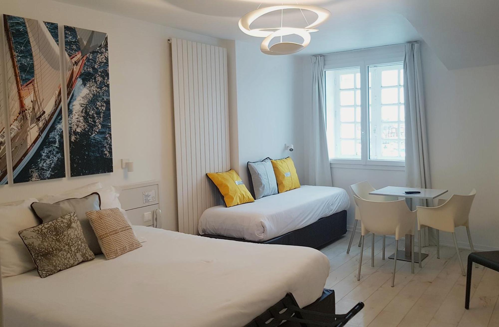 Hotel La Marine, Vieux Port Ла-Рошель Екстер'єр фото