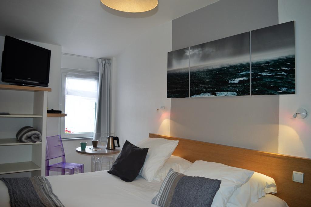Hotel La Marine, Vieux Port Ла-Рошель Екстер'єр фото